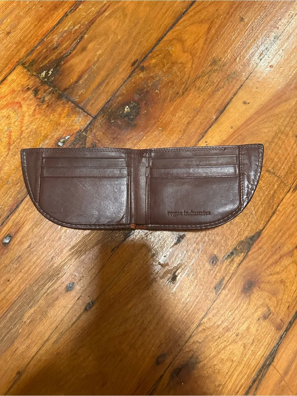 NWOT Nantucket Wallet - Rogue Industries